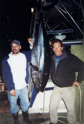 tuna       f & R